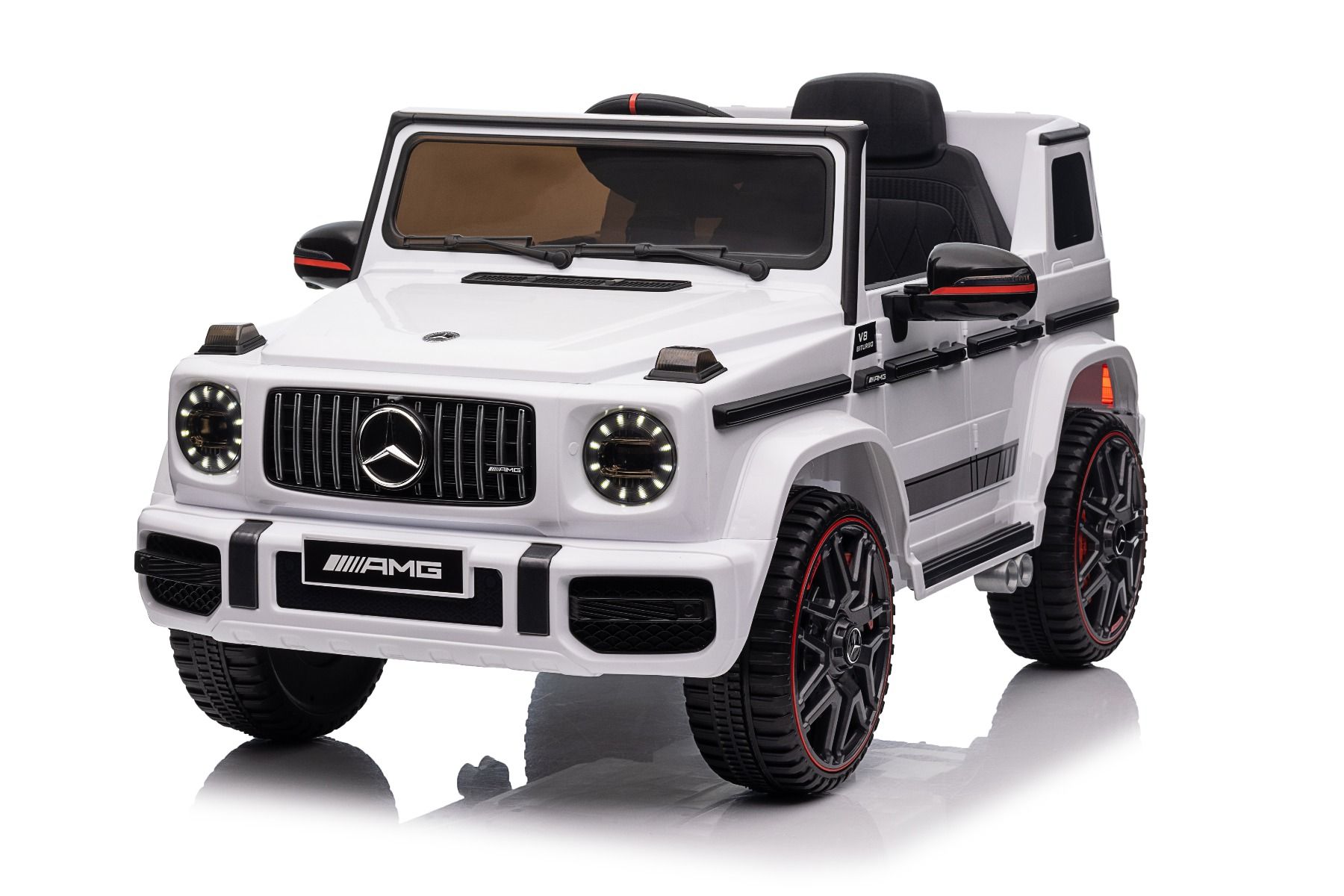 Elektrické autíčko Mercedes G, biele, Jednomiestne sedadlo, 12V batéria, 2,4 GHz DO, 2X MOTOR, USB, SD karta, ORGINAL licencia